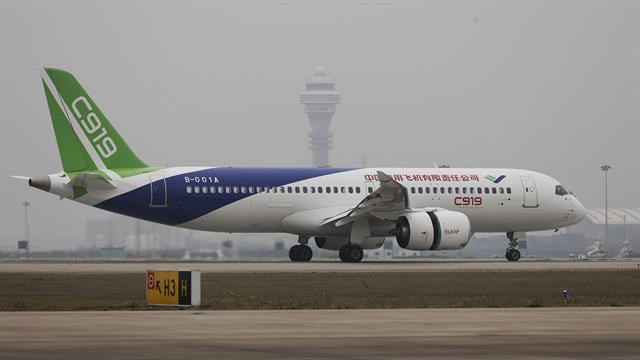 El C919 equivale a un Airbus 320 o un Boeing 737