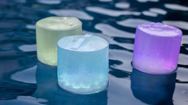 Los parlantes flotantes de Kany