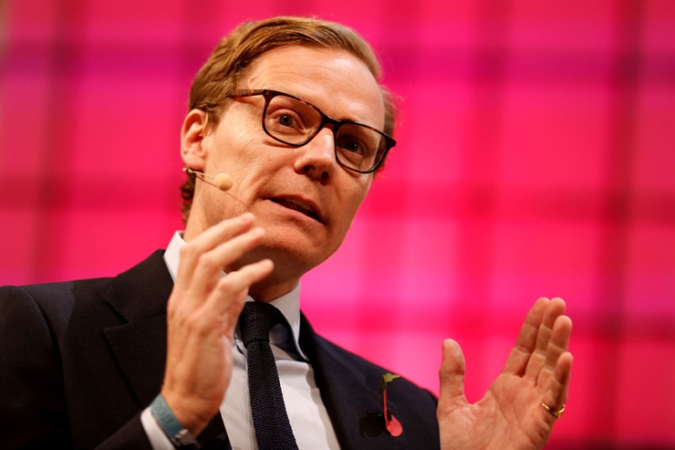Alexander Nix, fundador de Cambridge class=