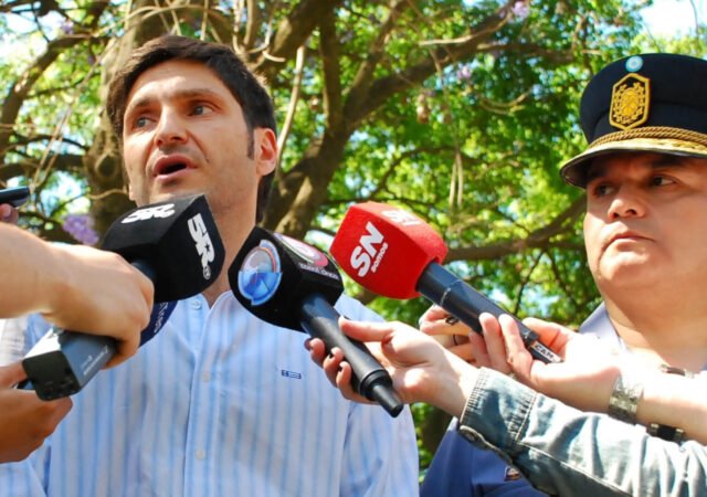 Maximiliano Pullaro anuncia aumento a la policía